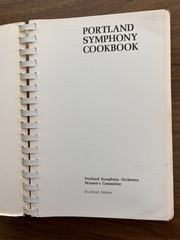 Portland Symphony Cookbook 1974 vintage Oregon 334 pages spiral