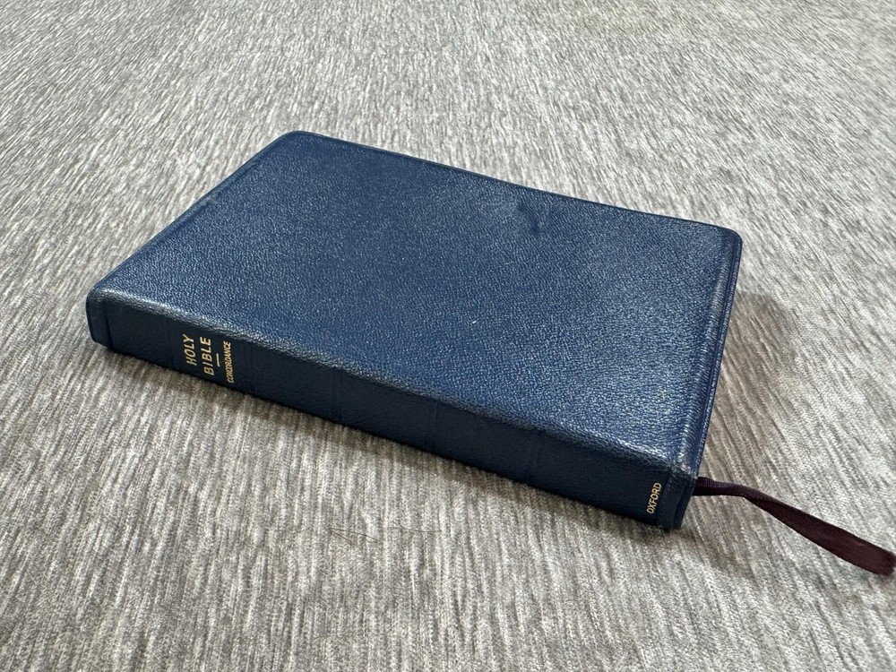 Vintage Holy Bible KJV Oxford Blue Morocco Leather Concordance Pocket Size Silk