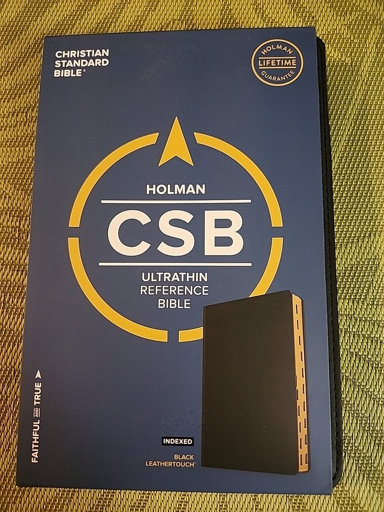 CSB Ultrathin Reference Bible, Black Leather Touch, Indexed