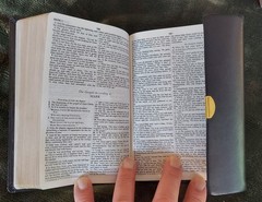 NASB Updated Edition Compact Bible Black Snap-flap Bonded Leather