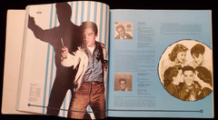 ELVIS PRESLEY THE ILLUSTRATED RECORD BY MIKE FARREN, ROY CARR SOFT COVER BOOK
