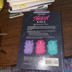 The New Student Bible Expanded and Updated New International Version Hardcover