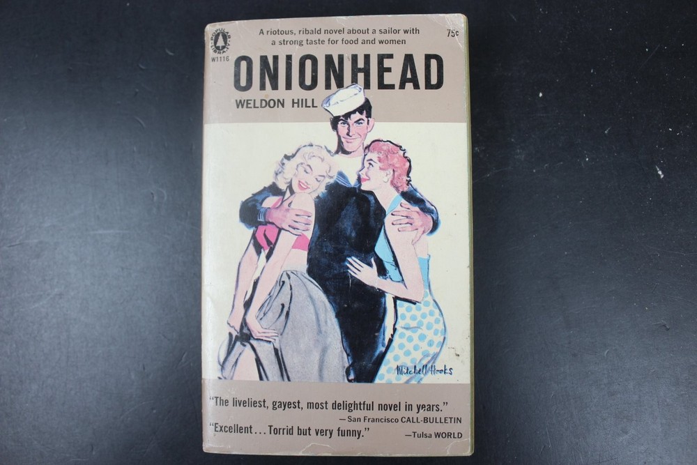 Onionhead Weldon Hill 1962 Popular Library Vintage Novel Mitchell Hooks Art PB