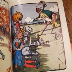 1961 Marvelous Land of Oz With 16 Color Plates! L. Frank Baum Vintage Paperback