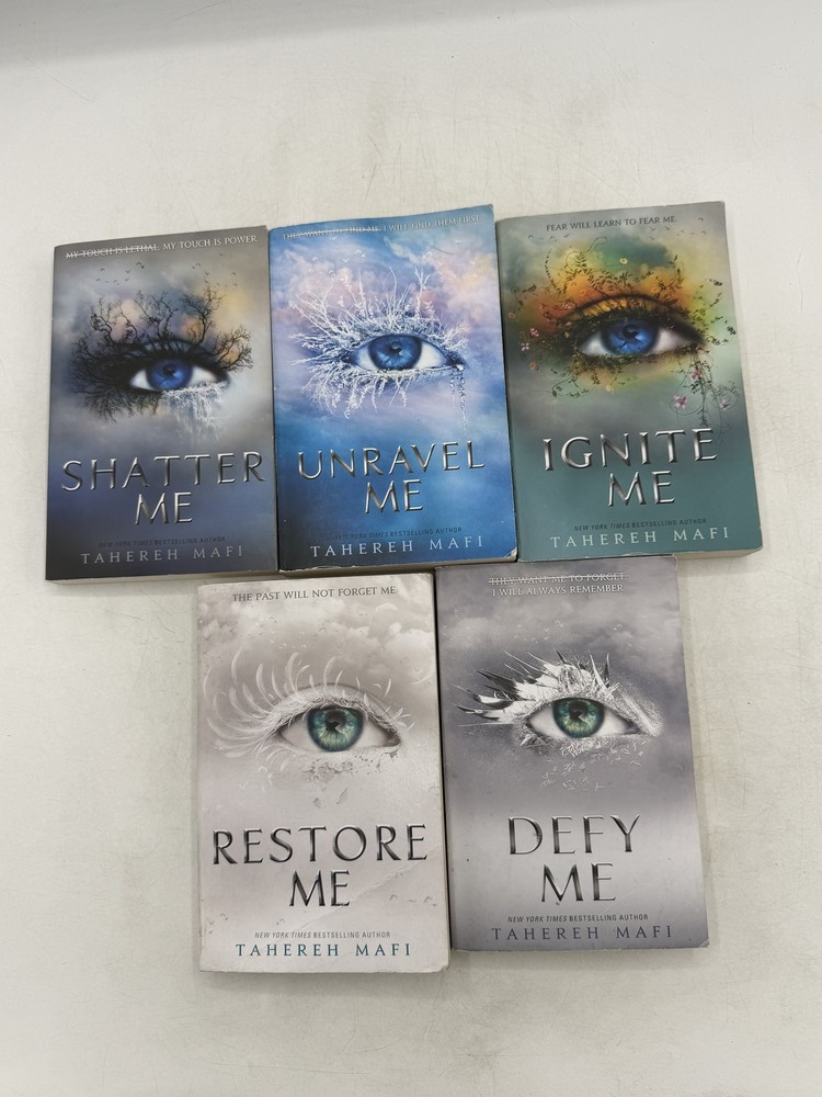 Shatter Me Series Lot of 5 Books by Tahereh Mafi Paperback 2021 Dean Edition