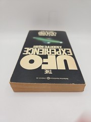 The UFO Experience A Scientific Inquiry J. Allen Hynek 1975 Paperback 3rd Print