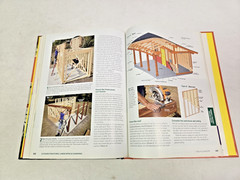2013 The Family Handyman „Home Improvement” Hard Cover Book 288 Pages Near Mint