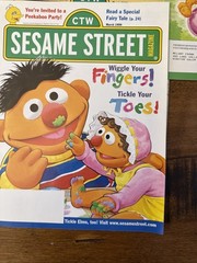 ctw sesame street magazine lot Of 13 Mainly 1999 & 2000