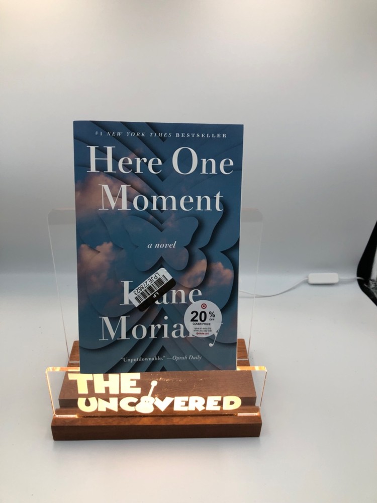 Here One Moment : A Novel by Liane Moriarty (2025, Trade Paperback)