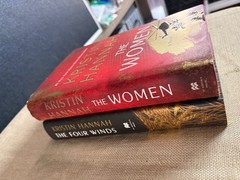 Kristin Hannah Pair hardcover DJ Books The woman and The Four Winds