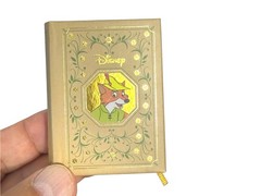 Robin Hood in Spanish Mini Book w/ slipcase hardcover 190 pag color illustrated