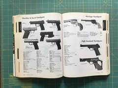 2004 Shooters Bible No. 95, 576 Pages, like new