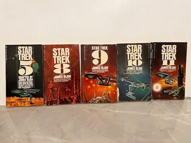 5 Star Trek paperback books Star Trek 5 short stories 5,8,9,10,11 1974,1975