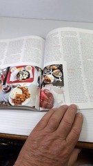 Lucky Peach Issue 12 : Seashore 2014 PB Nice!