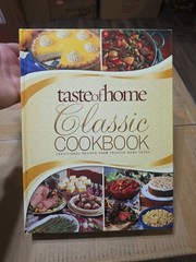 Taste Of Home Classics Cookbook 2010 Hard Back 638 Recipes 416 Pages