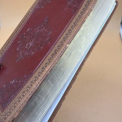 The King James Version Study Bible Red Letter 2011 Barbour Embossed Design KJV