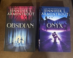 Jennifer L Armentrout Obsidian & Onyx Deluxe HC Set 1st Print DJ Sprayed Edges