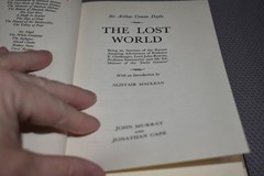 The Lost World by Sir Arthur Conan Doyle(1979 Alistar Maclean Edition/1st Print)