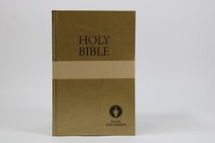 Holy Bible ESV Placed Gideons English Standard Version Hardcover 2013 Gold New