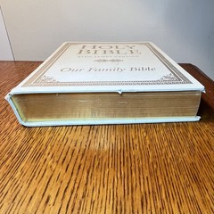 Holy Bible King James Version Our Family Bible 1971 White & Gold 11.5” Vintage
