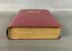 Holy Bible NIV With Helps Words of Christ in Red Letter Edition Zondervan
