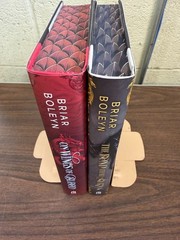 On Wings of Blood The Bond That Burns Bloodwing Academy 1 + 2 Briar Boleyn DJ HC