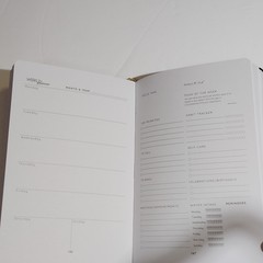 Progress Undated 365 Day Goal Setting, Progress Planner Notebook Black 196 Pages