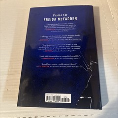 The Intruder By Freida McFadden Hardcover Sprayed Edges 2025