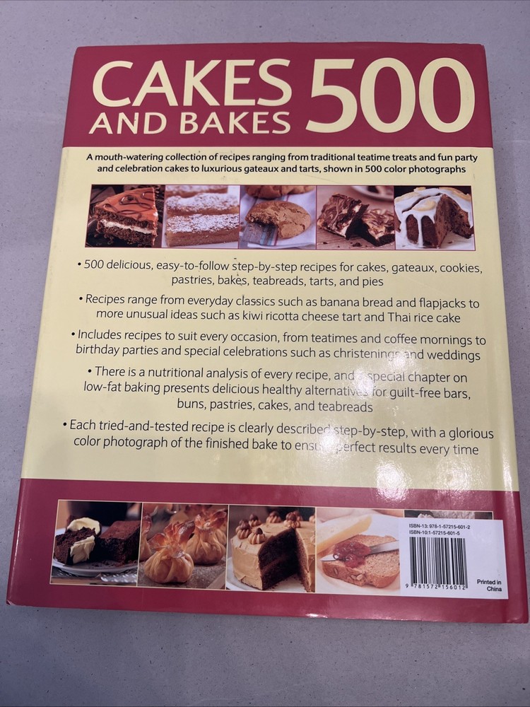 Cakes and Bakes 500 Martha Day 2006 Hardcover 256 Pages Recipe Book Baking Food