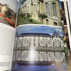 The Chateaux Of Greater Paris by Janine Et Pierre Soisson HCDJ 1983 English
