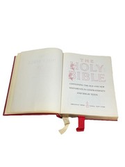 Holy Bible, Michelangelo Edition Confraternity & Douay Texts 9-8-1966 In Plastic