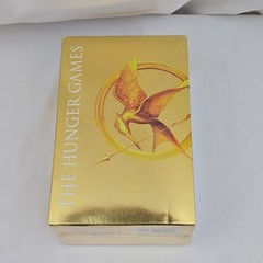 Hunger Games by Suzanne Collins (2014, Quantity Pack)