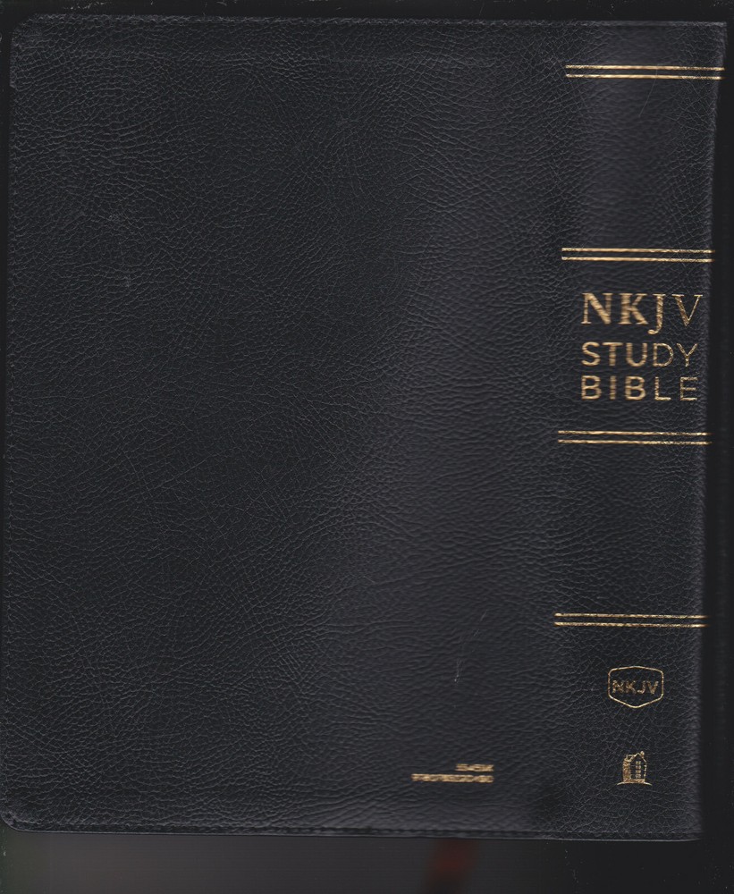 NKJV Study Bible, Premium Bonded Leather, Black, 3545BK Comfort Print 2018