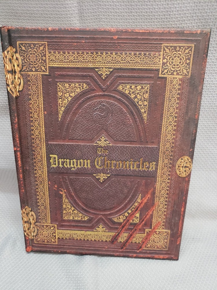 Dragon Chronicles by Malcolm Saunders (2002, Hardcover) (D)