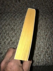 KATIE’S GOLD (WWL MYSTERY, 498) By Tom Mitcheltree LIkeNew