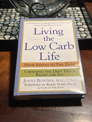 Living the Low Carb Life: From Atkins To The Zone Book 9.5″ X 6″