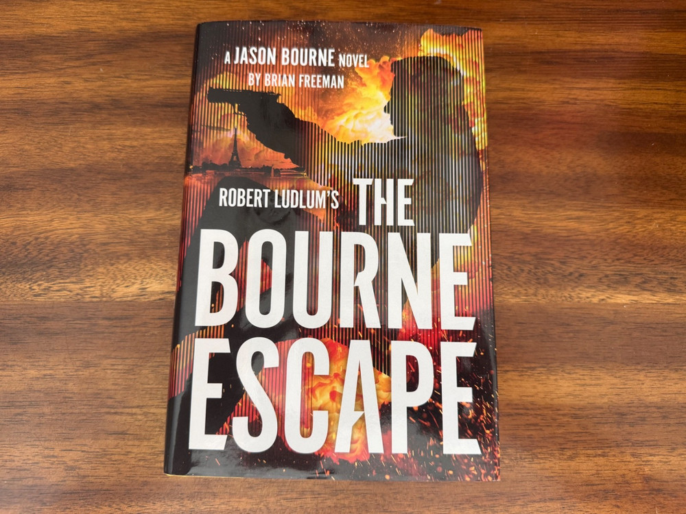 Robert Ludlum’s the Bourne Escape by Brian Freeman (2025, Hardcover)