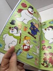 Frosty the Snowman Stickertivity book: Snow Much Fun! Activity Book & Stickers