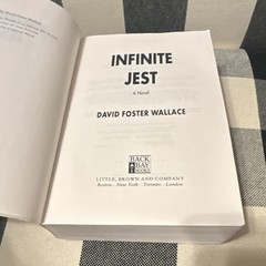 David Foster Wallace Infinite Jest First Paperback Edition First Printing