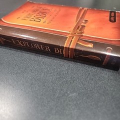 Explorer Bible – HCSB by Lifeway Kids (2014, Paperback) + 30 Days Of Devotions