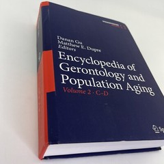 Encyclopedia of Gerontology and Population Aging Volume 2 C-D English Hardcover