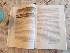 Nash, Gary B. First City. Philadelphia and the Forging of Historical Memory 2006
