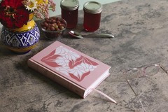 NIV, The Busy Mom’s Bible, Leathersoft over Board, Pink, Red Letter, Comfort…