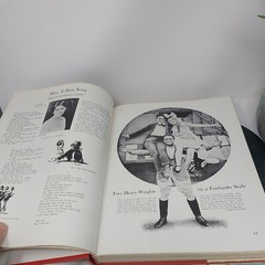 Vanity Fair, A cavalcade of the 1920s and 1930s, by Amory & Bradlee HC DJ 1960