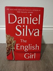 A Novel By Dan Silva:**SIGNED COPY** THE ENGLISH GIRL DANIEL SILVA FIRST EDITION