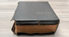 Handsize 1945 National Bible Press; Self Pronouncing KJV Study Helps; Color Maps