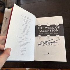 *Signed* Mistborn: The Well of Ascension – Brandon Sanderson (1st ed.)