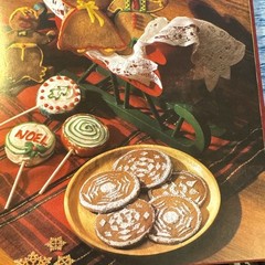 Classic Christmas Cookies: Dozens of Classic Recipes Hardback Book 77 pages