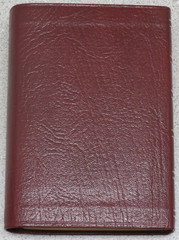 Holy Bible KJV Holman 1989 – Bonded Leather – Button Snap – Burgundy Verse Ref