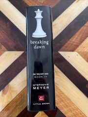 The Twilight Saga Ser.: Breaking Dawn by Stephenie Meyer (2008, Hardcover)